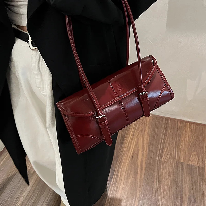 High end Burgundy Oil Wax PU Leather Bottom Bag Elegant Womens Magnetic Buckle Shoulder Bag Womens Handbag 241205