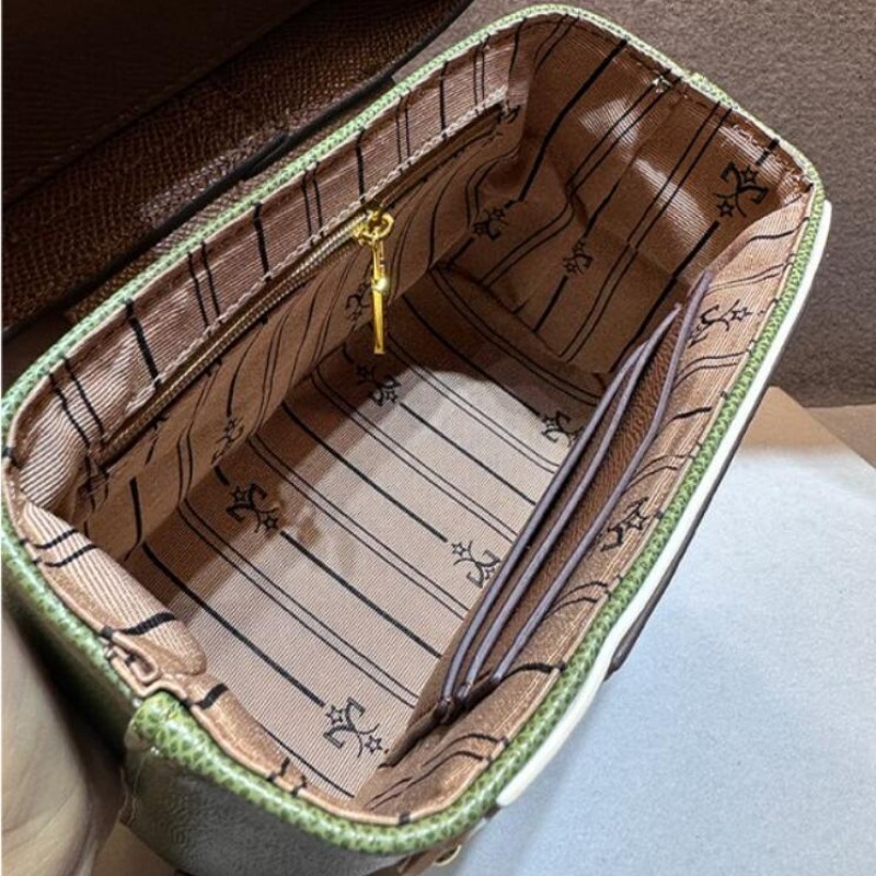 French Version Simulation Leather Texture Women Crossbody Bags New Niche Bucket Shoulder Box Bag Fashion Commuting Handbags PU Cartoon