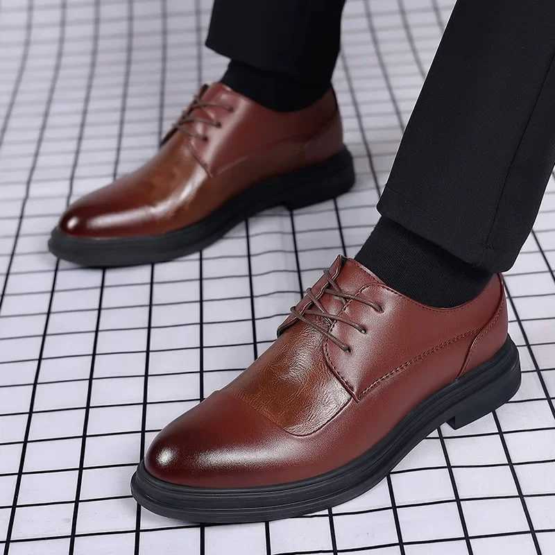 Top quality Brand High Quality New Style Free Delivery Designer Black Leather Men Wed Dress Shoe Lace Up Casual Business Oxfords Point Toe Office Form