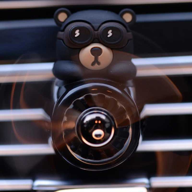 Bear Pilot Car Air ener Rotating Propeller Outlet Fragrance Car AccessoriesXJ241213