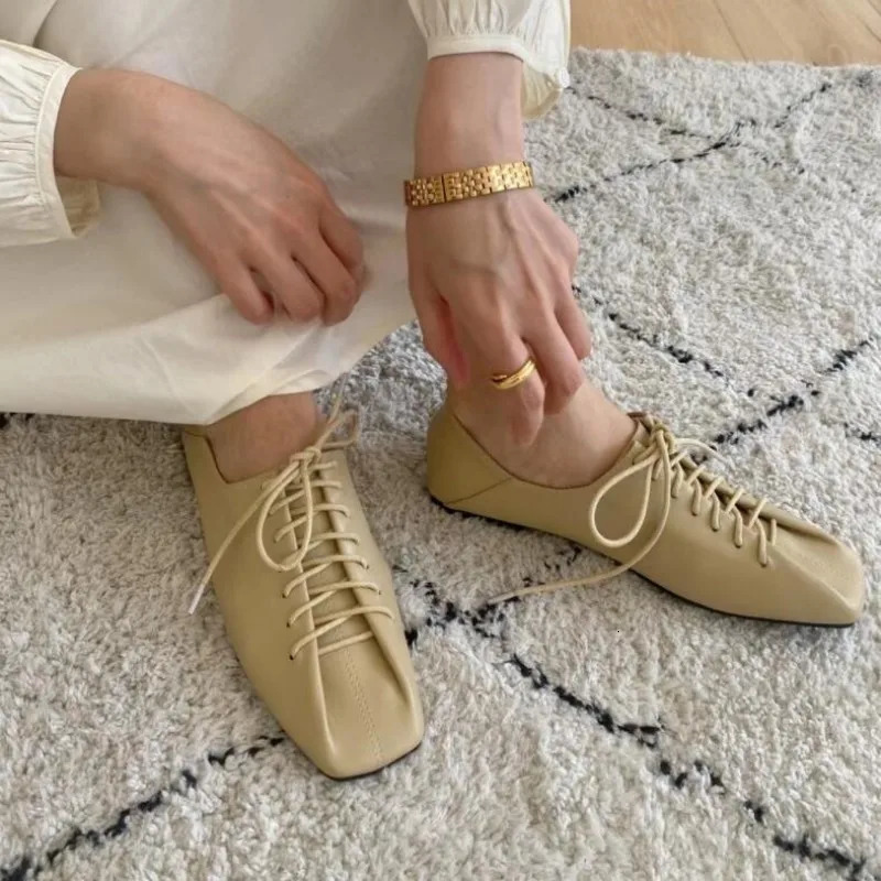 square toe flat bottomed womens solid split leather lace shoelaces womens casual shoes spring cross womens shoes 241213