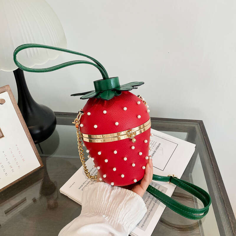 Small niche design women's Forest style personalized rivet pearl crossbody box bag ins strawberry shaped handbag 2024 new casual versatile fashio