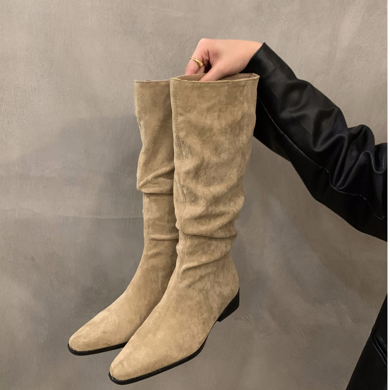 Womens knee high boots autumn and winter womens shoes fashionable womens sliding up folding low toe boots Botas De Mujer D81 241213