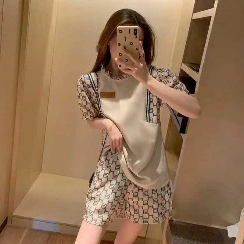 Women's Two Piece Pants Summer 2024 Temperament Sets Women Fashion Trend Short-slved T Shirt and Shorts Casual Two Piece Suit Aesthetic Womens Cl