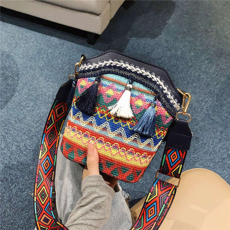 New Ladies' Fashionable Shoulder Korean Version Crossbody Small Bag, Women's Bucket Bag