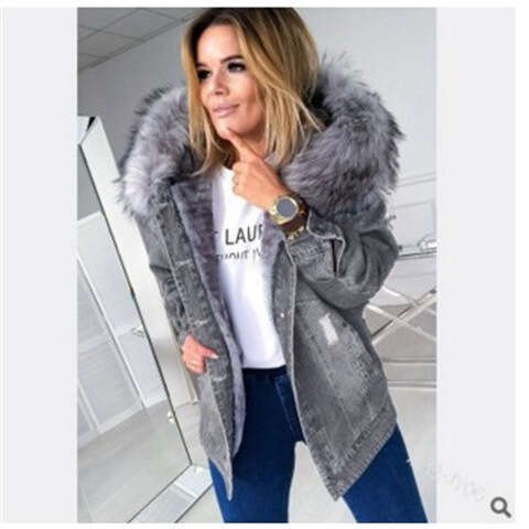 European American Retro Big Fur Collar Denim Jacket With A Warm Fluffy Texture, Mid To Long Cut Distressed Coat, Trendy, Fashionable, And Classic Qual