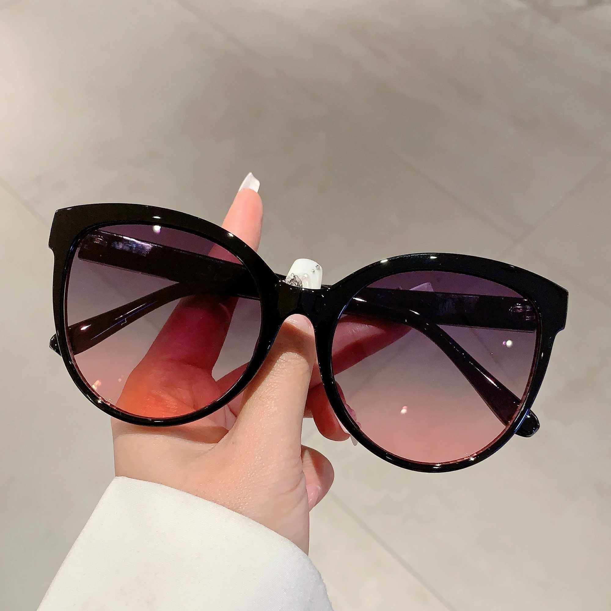 KAMMPT Vintage Cat Eye Sunglasses 2024 New Women Stylish Oversized Candy Color Outdoor Shades Fashion Brand Design Sun GlassesX241213