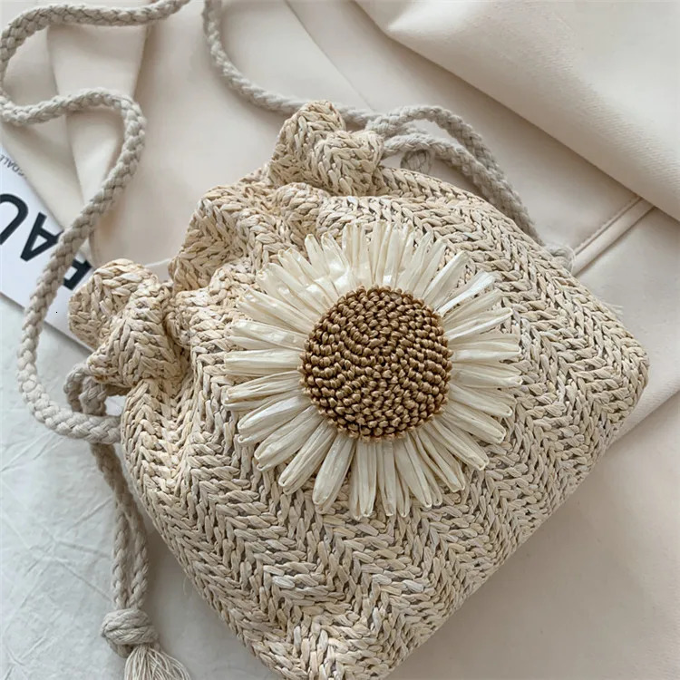 Womens Bag Summer Beach Straw Bags Classic Texture Sunflower Drawstring Woven Bucket Crossbody Shoulder Messenger 241203
