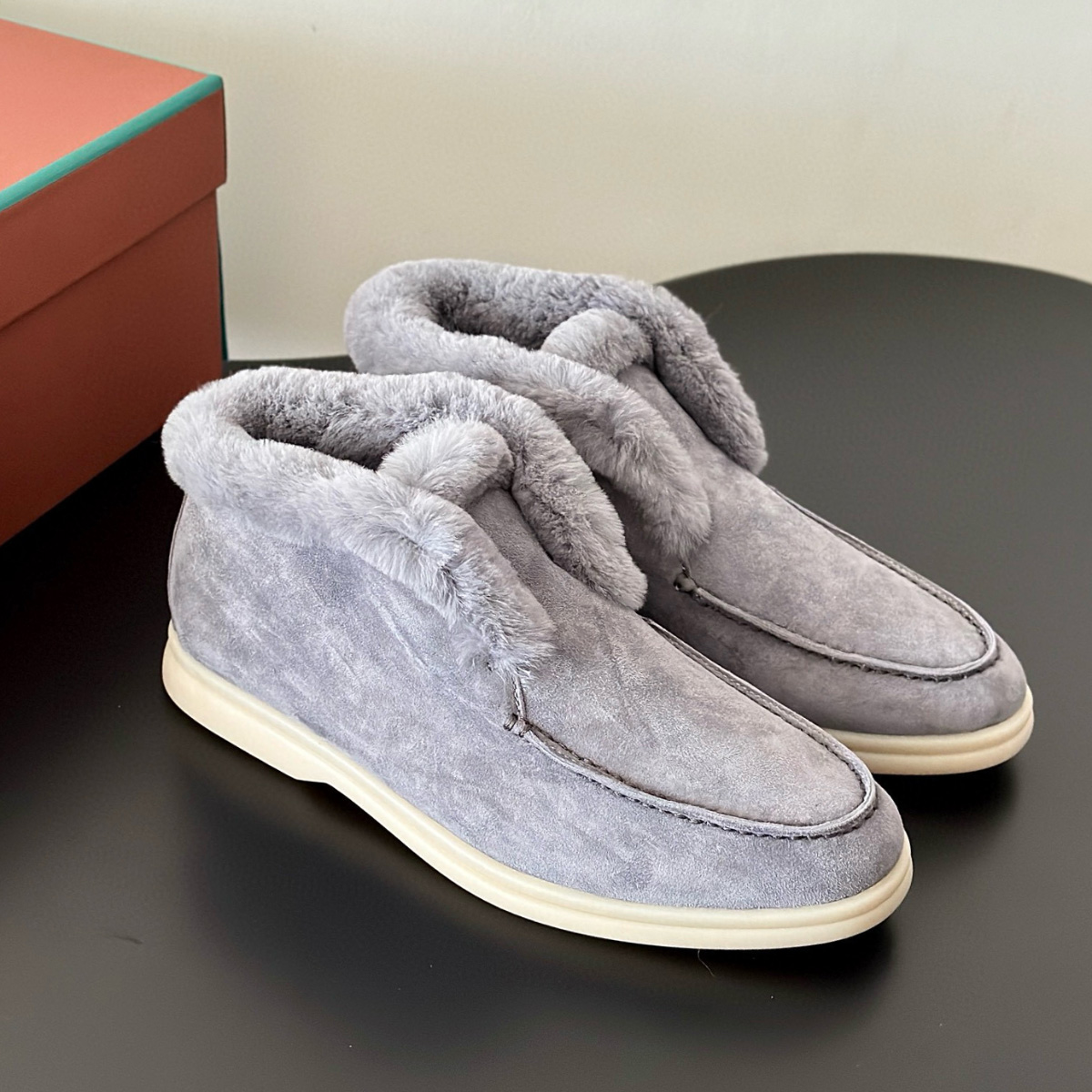 Winter Fur Edge Suede high top white soles Shoes for Women casual shoe Men's Open Walk Shearling lining Snow ankle boot Luxury Designer desert boots factory footwear