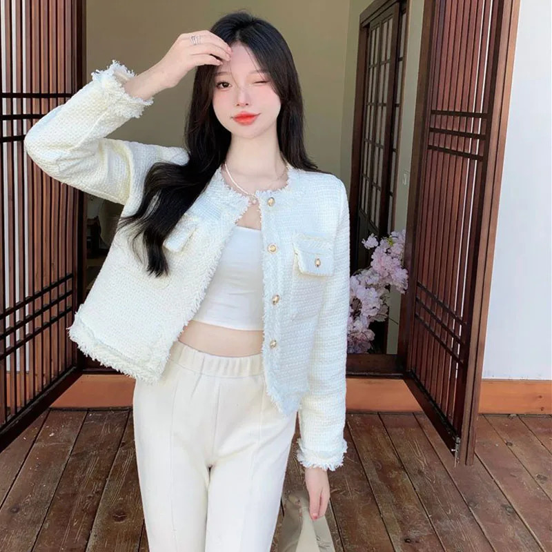 Korean fashion coarse woolen jacket womens temperature button white jacket womens high-quality French retro streetwear short jacket 241205