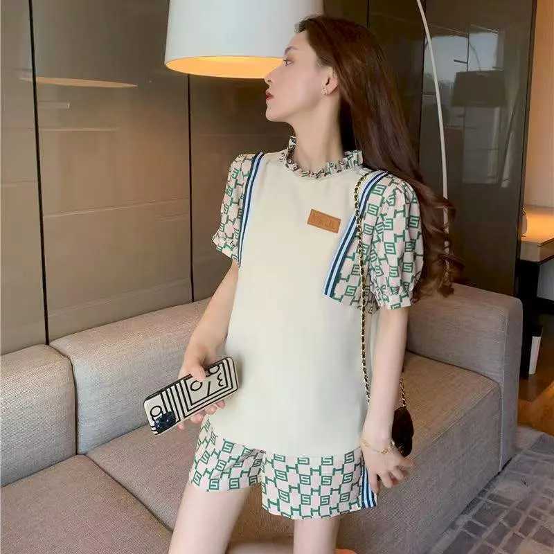 Women's Two Piece Pants Summer 2024 Temperament Sets Women Fashion Trend Short-slved T Shirt and Shorts Casual Two Piece Suit Aesthetic Womens Cl