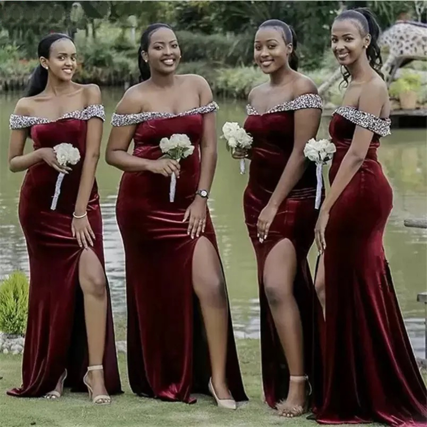 Burgundy Velvet Bridesmaid Dresses with Beaded Off Shoulder Wedding Party Gowns Side Split Long vestido de fiesta de boda