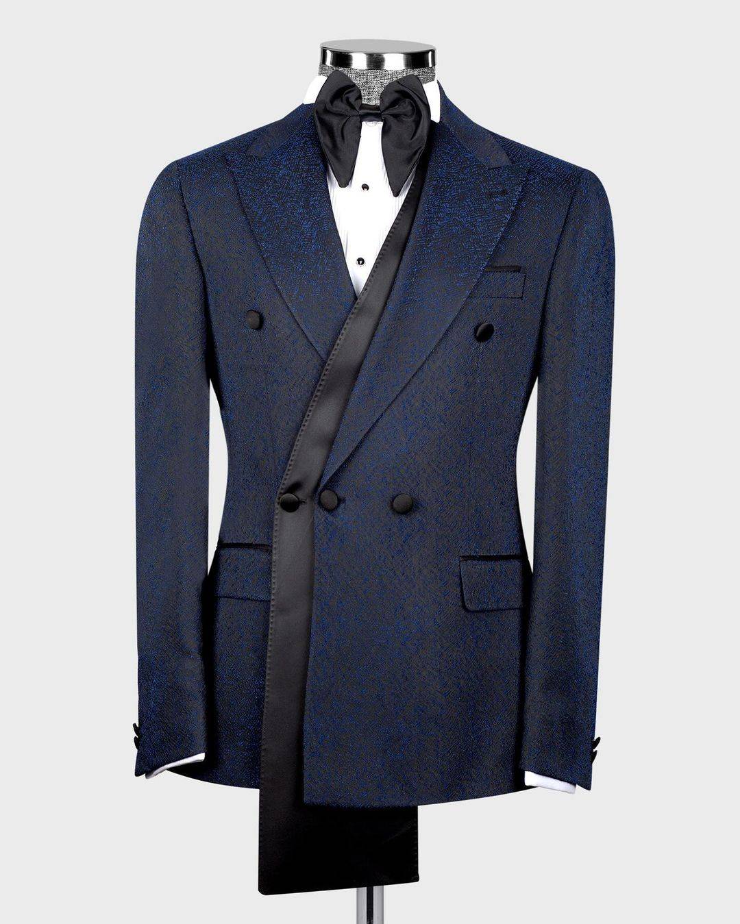 Modern Wedding Suits Trim Fit 1 Piece Set Coat Peaked Lapel Fashion Men Tuxedos Two Button Formal Groom Tuxedo suit Customized