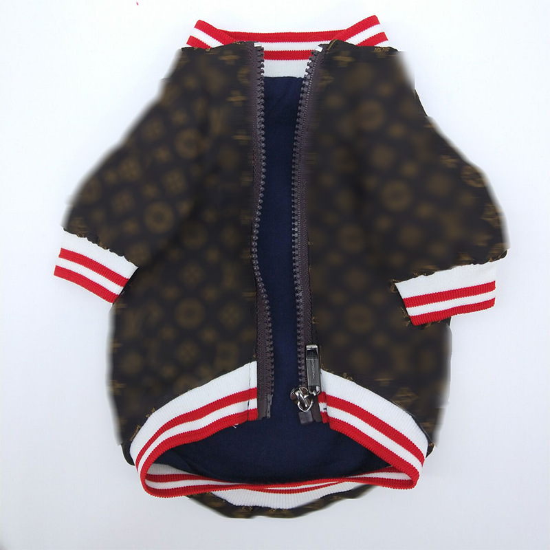 Autumn/Winter Brown Dog Coat Designer Old Flower Classic Logo Pet Jacket Teddy Schnauzer Dog Clothes Red and white patchwork