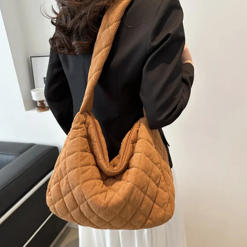 Casual Diamond Corduroy Solid Colour Shoulder Bag Winter Thread Minimalistic Crossbody Bag Thick Large Tote Bag 241206