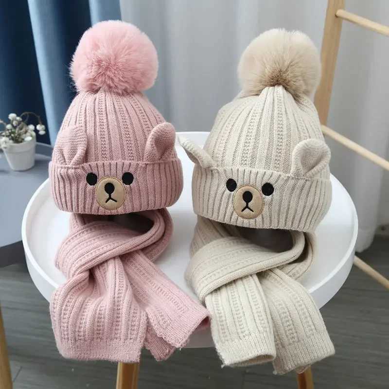 Warm Kids Beanie Scarf Set European Sle Bear Crochet Bonnet for Toddler Boy Girl Outdoor Autumn Winter Hat Scarf SetXJ241213