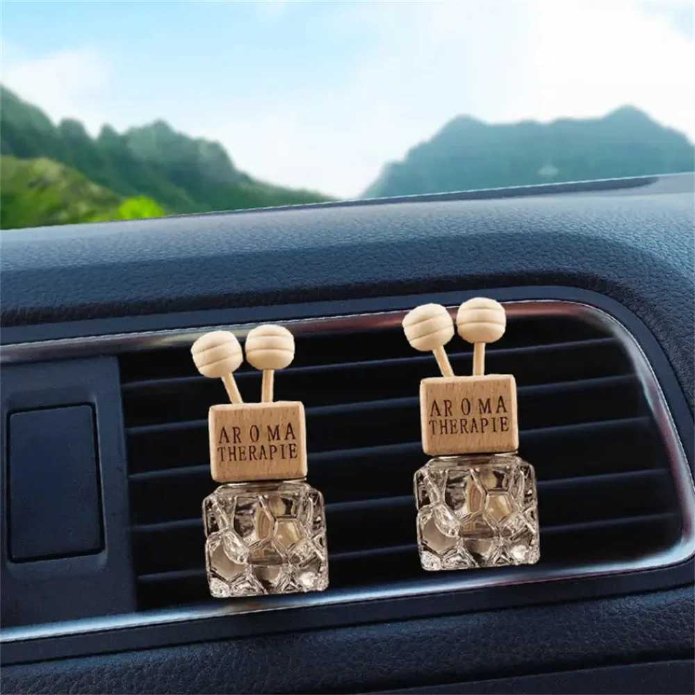 0.27oz Water Cube Air Outlet Perfume Empty Bottle Car Glass Diffuser Bottle Wooden Cap ener With Clip Vehicle Fragrance DecXJ241213