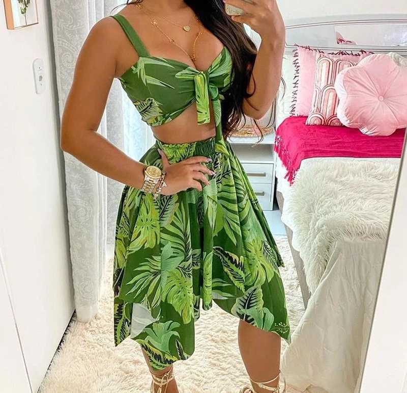 Women's Two Piece Pants Mini Skirt Set Women Strtwear New Spring 2024 Fashion Versatile Slveless 2 Piece Suits of Suspender Printed Dress for Fem