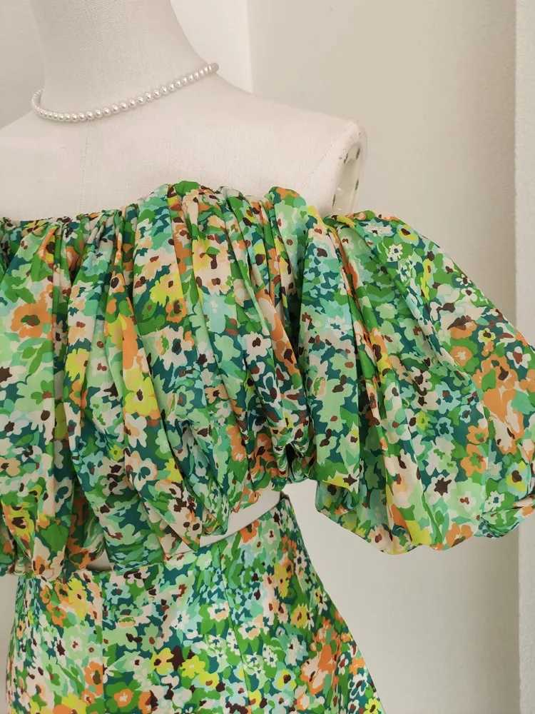 Women's Two Piece Pants Womens Retro Grn Printing 2-Piece Set 2024 Summer New Floral Puffed Slve Top+High Waist Shorts Suit Female Holiday Clothe
