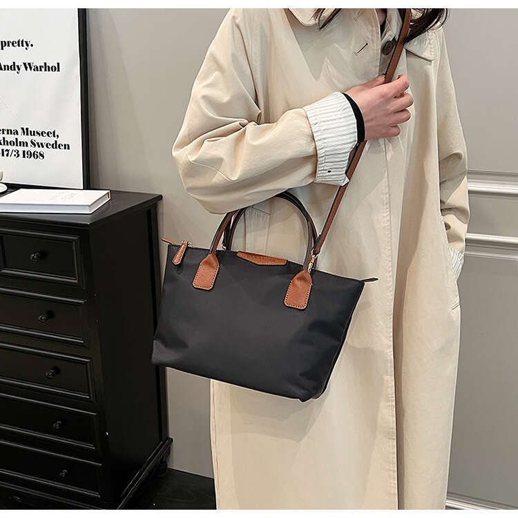 Minimalist Women's Trendy Tote Cross-Border New Nylon Fabric Lightweight Waterproof Single Shoulder Crossbody Bag Fashionable Quality Classic
