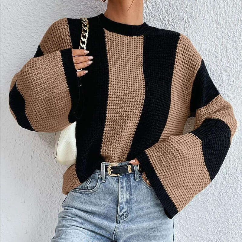 2024 autumn winter western-style knitted top with round neck and striped design, niche sweater jacket for women
