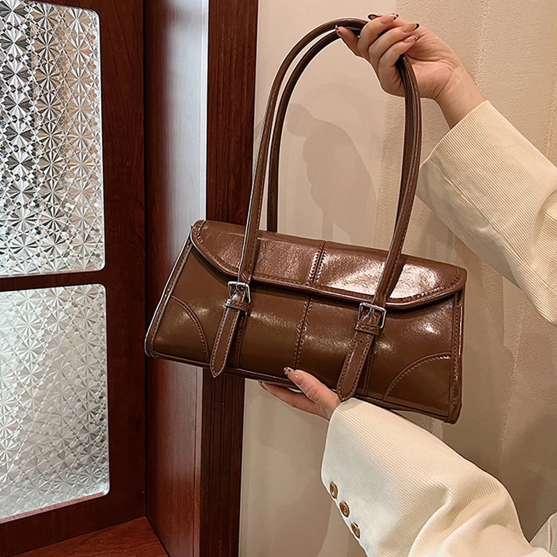 High end Burgundy Oil Wax PU Leather Bottom Bag Elegant Womens Magnetic Buckle Shoulder Bag Womens Handbag 241205