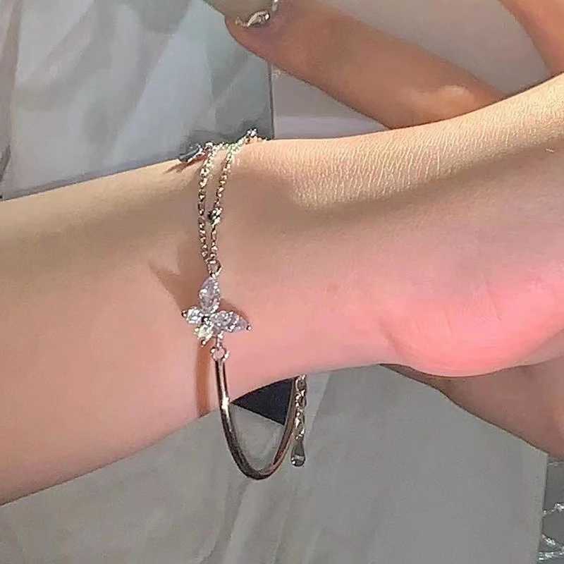 Butterfly Shiny Zircon Silver Color Bangle Light Luxury Multi-layer Chain Bracelet For Women Fashion Hand Accories JewelryXJ241214
