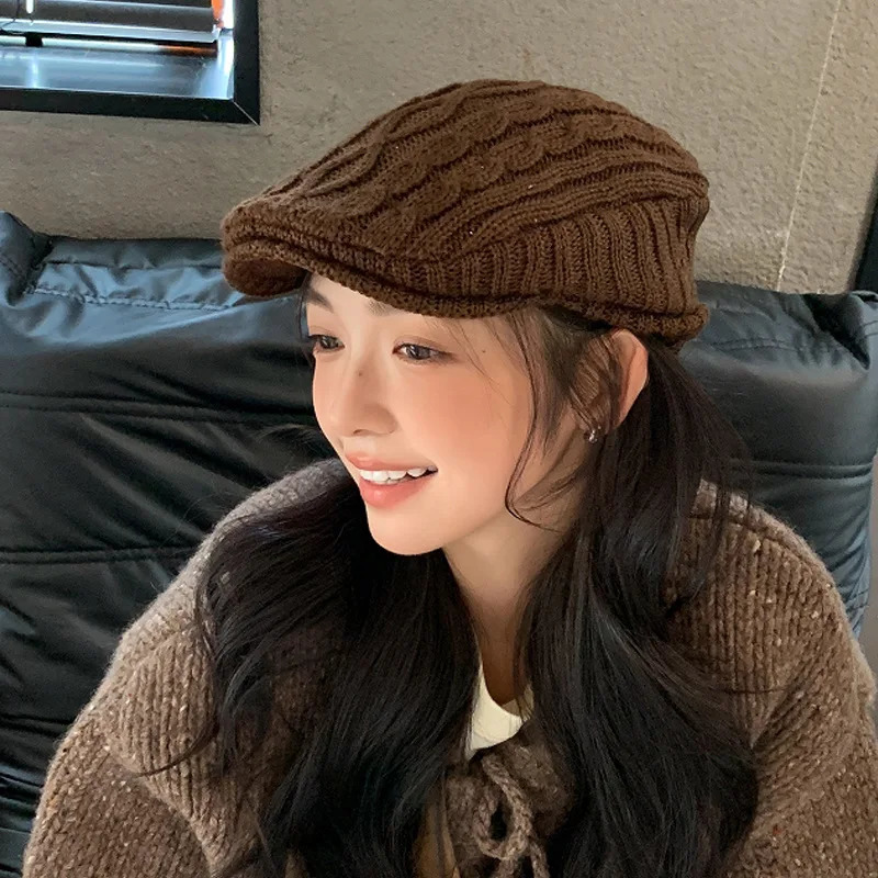 Short Tail Coat Autumn Knitted Linen British Retro Style Front Hat Womens Earmuffs Warm Plush Beret 241210
