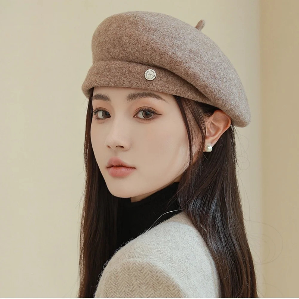 Perfect solid wool felt fabric Beanies beret retro pography fancy hat makeup fashion modern women 241210