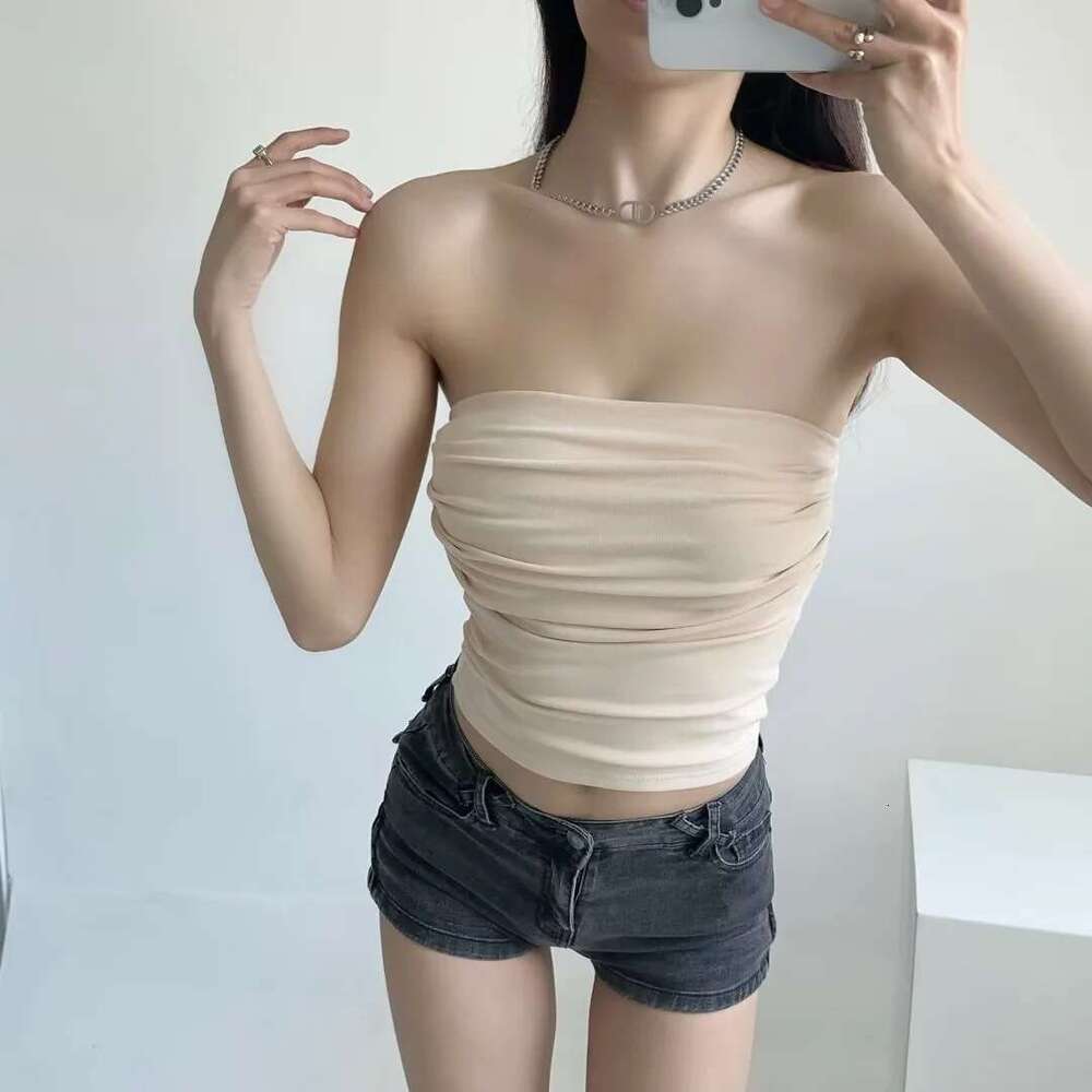 Spicy girl sexy pleated slim fit with a one neck chest hing vest, women's elastic tight short sleeved strapless vest top, 2024 versatile new tren