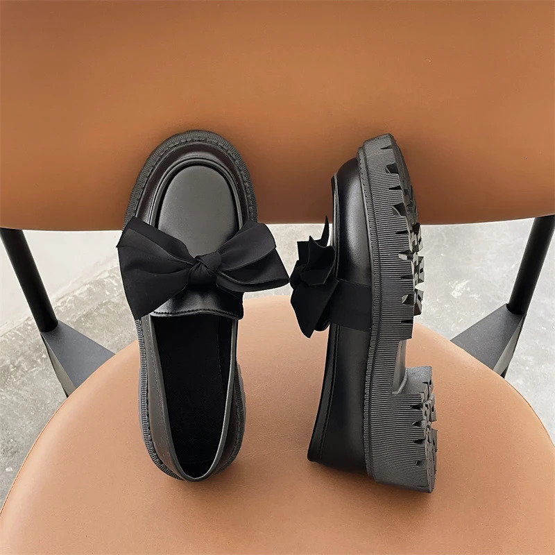 Womens flat shoes bow leather shoes womens 2024 autumn thick foot pads womens fashionable and comfortable work shoes Zapatos 241213