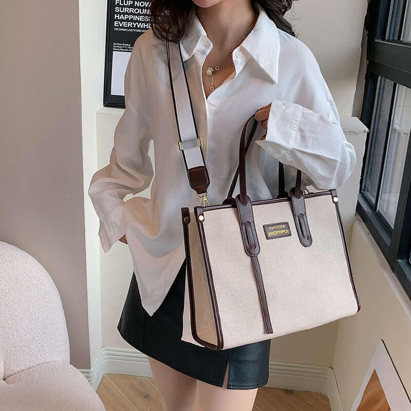 Large Capacity Hand-Held Canvas Women's New Fashionable Contrasting Color Single Shoulder Crossbody Bag, Commuting Casual Tote Bag