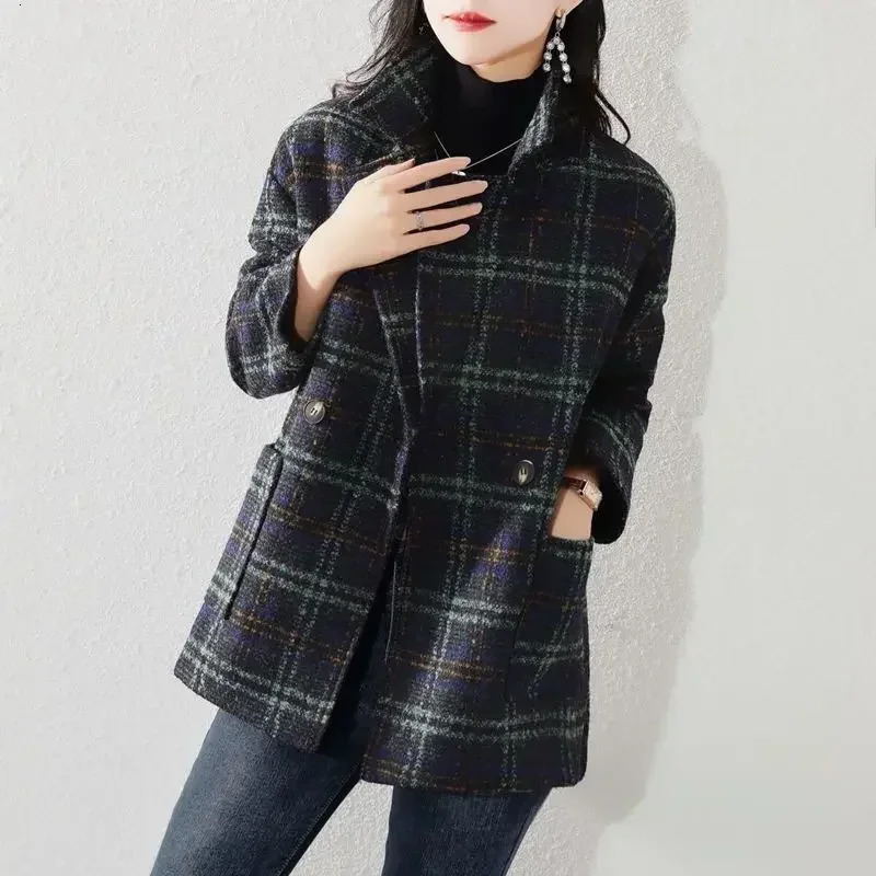 Jacket Tweed Velvet Coats for Women Outerwears Over Wool Blend Plaid Clothes Warm Green Dress Long Check Blazer Woman American 241209
