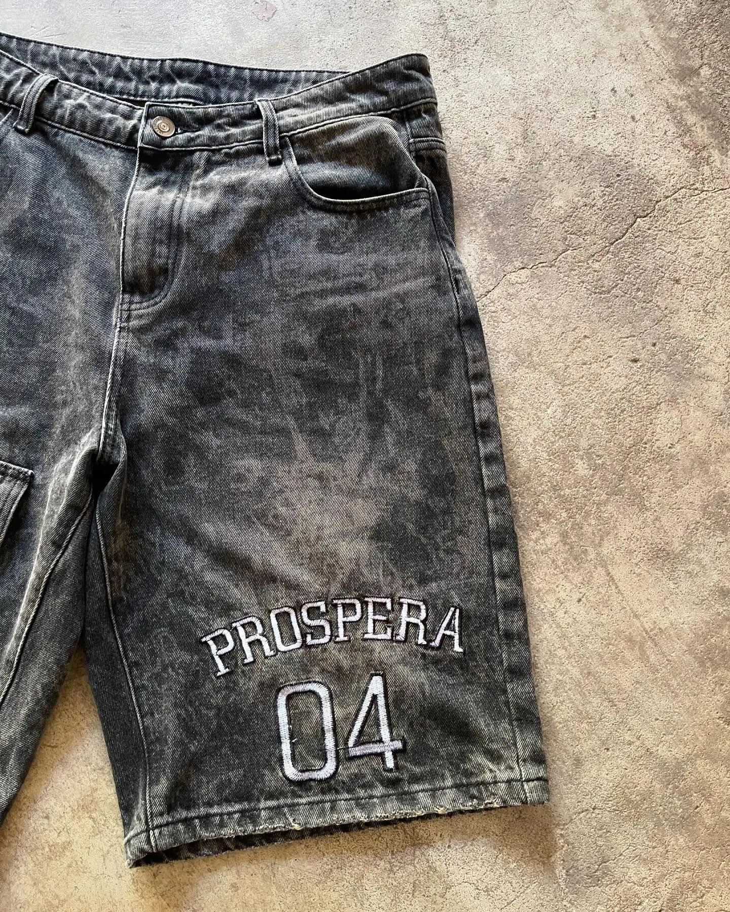 Y2k pants hiphop retro letter printed mens shorts loose casual sports denim Gothic 241211