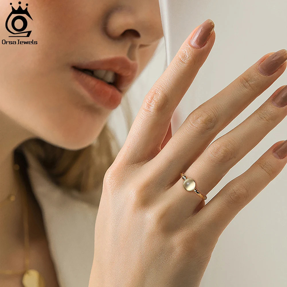 ORSA JEWELS Hammered Sterling Silver Handmade Adjustable Ring with 6mm Genuine Natural Moonstone Gemstone Jewelry for Girl GMR08 241214