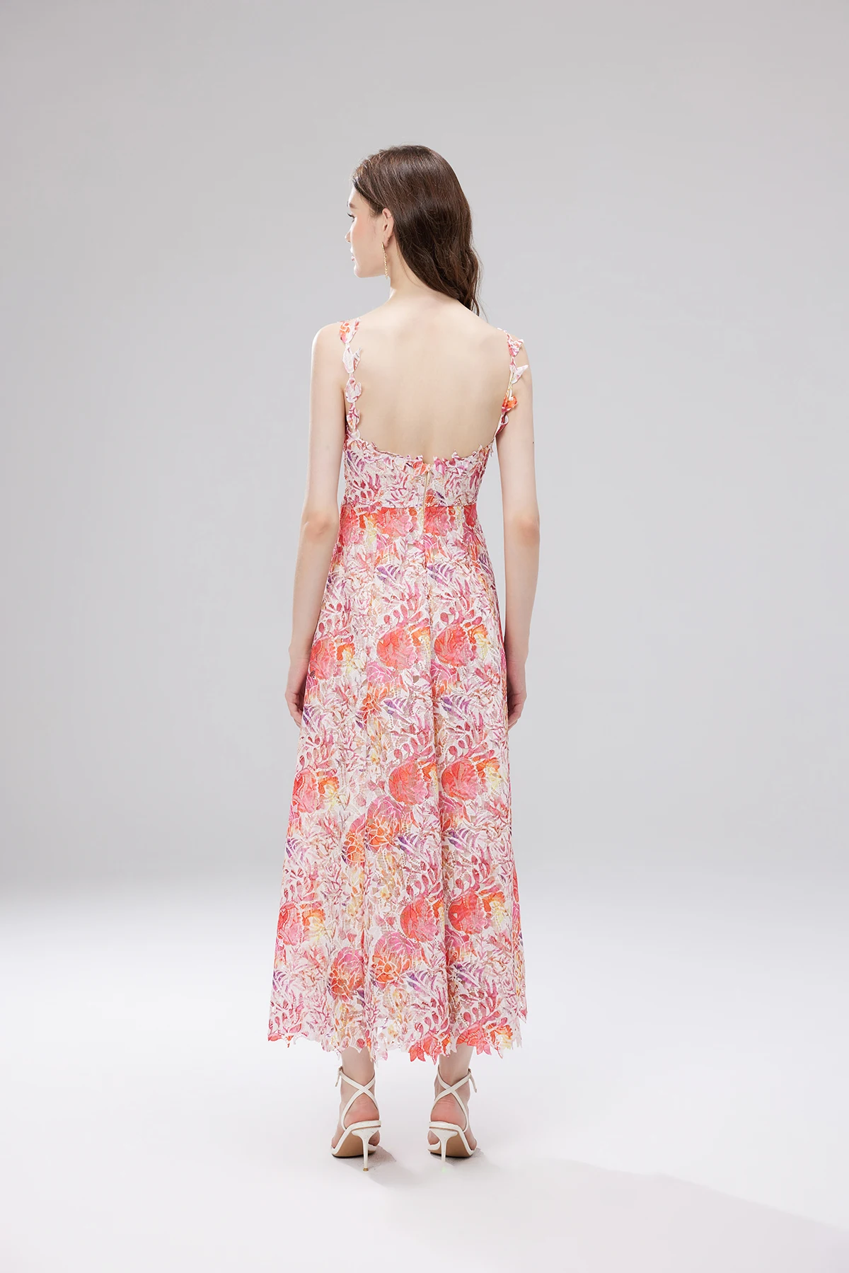 New Summer Casual Dresses AQuality Summer Sundress Holiday Flower Lace Embroidery Prom Evening Dress Women Sexy Backless A Line Long Wedding Dresses P
