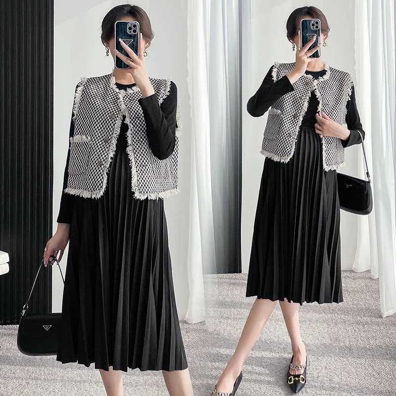 Fashion Materni Dress for Autumn Long Sleeve O-neck High Waist Black Elegant Pregnant Woman Pleated Dress Long Velour DressesXJ241213