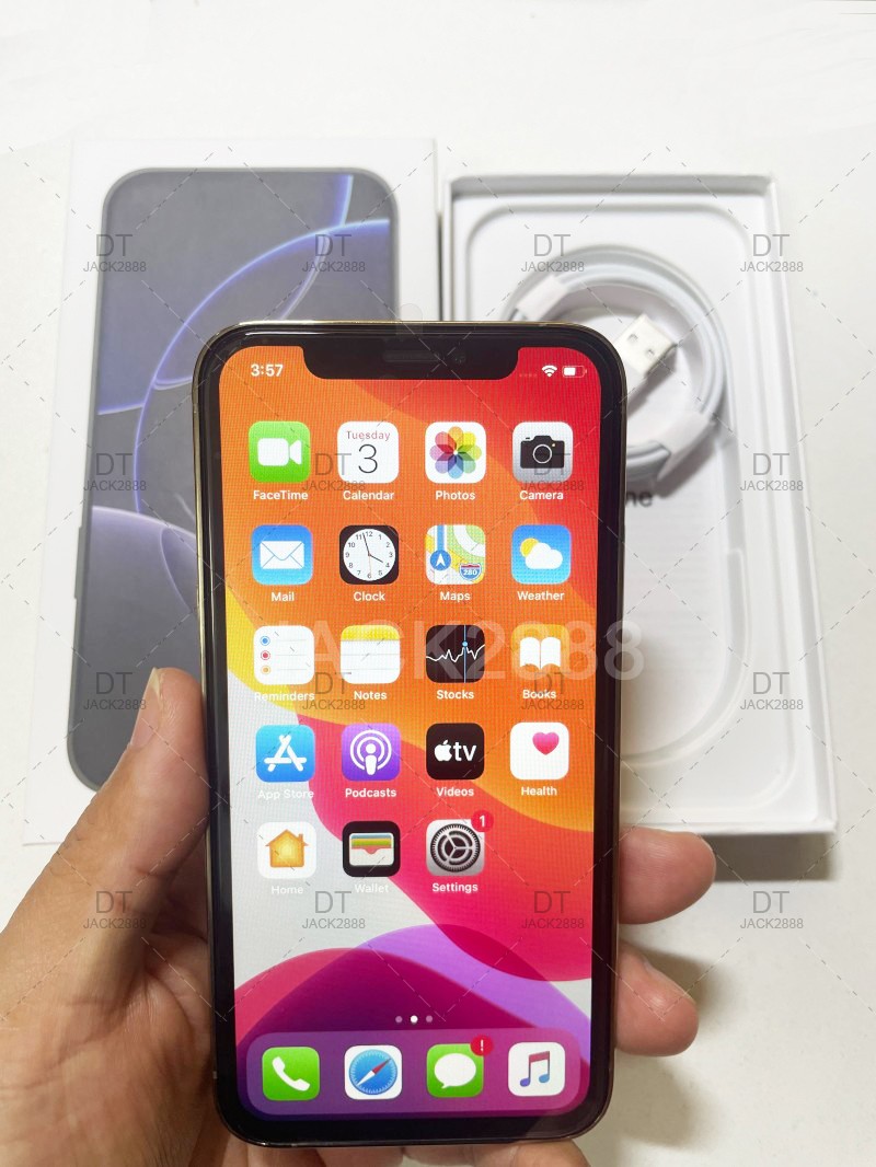 Refurbished Original Unlocked OLED Screen iPhone X in iPhone 16 pro Cellphone style Apple iPhone 14pro RAM 3GB ROM 64GB/256GB Mobile phone
