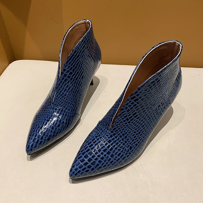 Spring/Summer Fashion Pointed Toe Thick High Heels Womens Comfortable High Temperature High Heels 241213