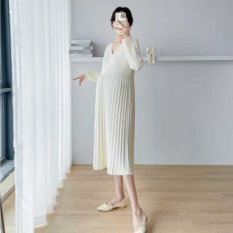 Pregnant Dresses 2024 Womens Spring 2024 New Fashionable V-neck Woolen Materni Clothes Elegant Chic Solid Color Korean SleXJ241213