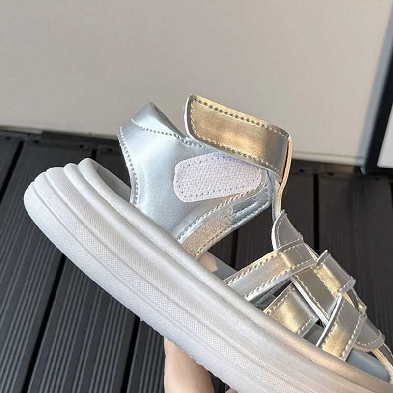Sandals New Trendy Weave Solid Girls Sandals Closed Toe Sandals for Girl Kids Baby Flat Platform Girls Sandals Summer Kids Shoes H06127 H241213