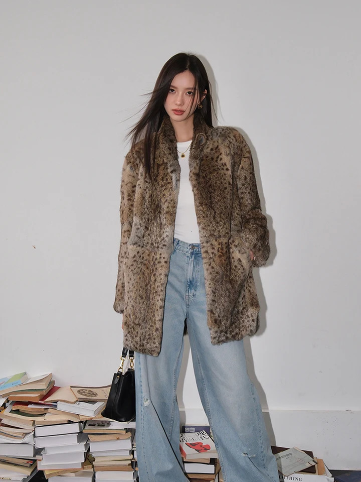 Rabbit Fur Frame Collar Fashion Womens Fur Coat Classic Leopard Pattern Elegant Fur Coat Medium Length Warm 241210