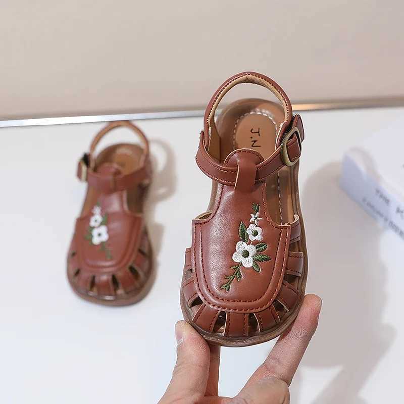 Sandals Traditional Chinese Embroidery Kids Shoes for Girl Sandals Summe Retro Princess Shoes Roman Style Girls Leather Shoes Kid F05173 H241213