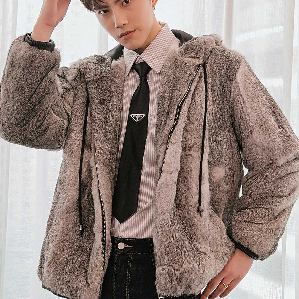2022 Winter Mens Fur Coat Genuine Rabbit Fur Full Leather Coat with Fashion Hat Genuine Rabbit Fur Leather Jacket W241213