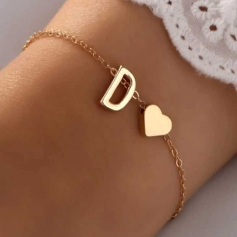 Fashion 26 English Letter Bracelet Womens Heart Metal Jewelry Holiday GiftsXJ241214