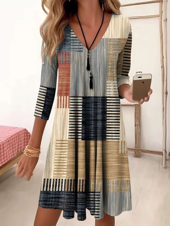 European American autumn and winter V-neck high waisted retro gradient color printed nine quarter sleeve loose dress 2024 temperament versatile new tr