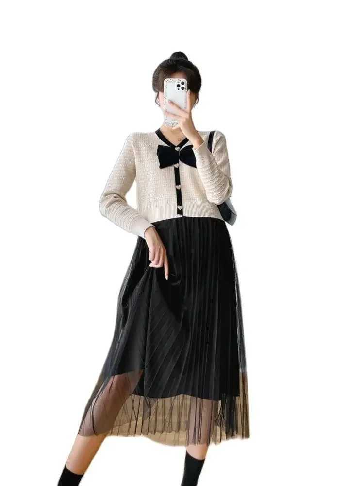 Elegant Pregnant Woman Knitting Dress Long Sleeve V-neck Mesh Patchwork Bowknot Materni Pleated Dress Autumn Pregnancy ClothesXJ241213