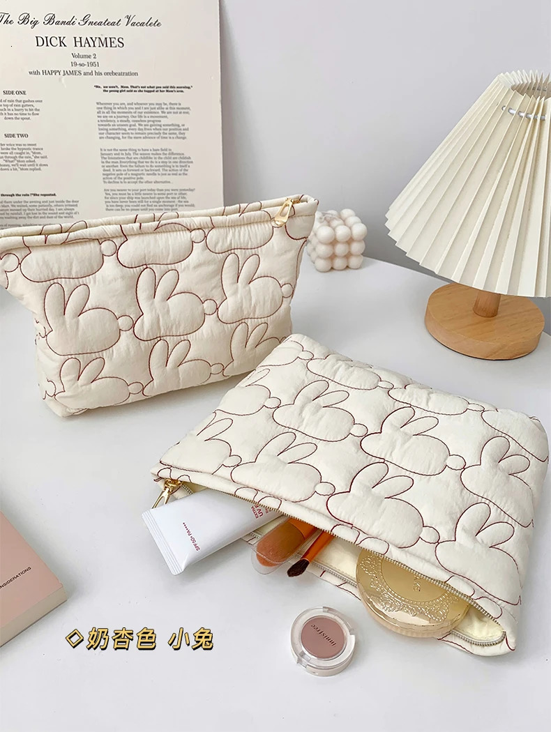 Womens white cotton makeup bag bedding cotton soft makeup bag zipper large makeup bag 241212