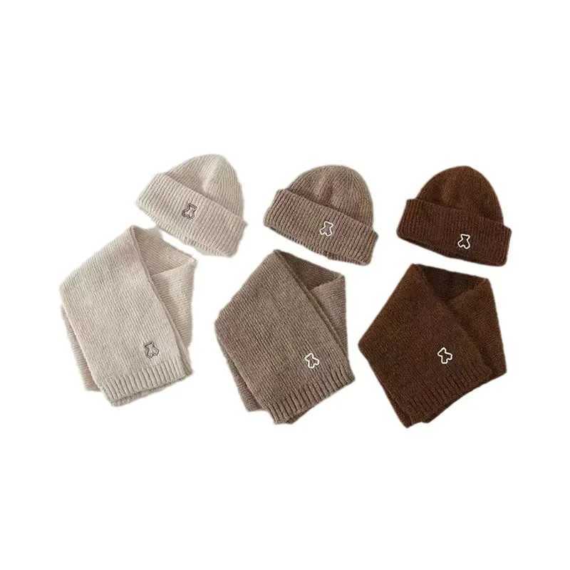 New Fashion Warm Hat Scarf Set Suitable for Children Boys Girls Chick Bear Knitted Hats Winter Warm Bean Scarf Set W241213