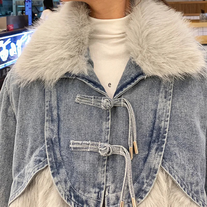 IEQJ Button Denim Jacket Plush Splicing Coat Big Fur Collar Thickened Casual Loose 2025 Winter Womens 3DM0011 241210